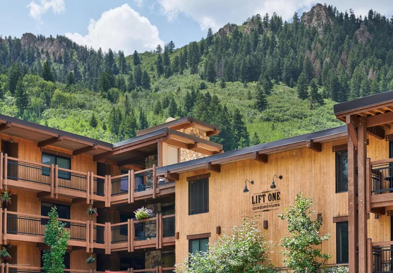 Updated 2 Bedroom - Steps To Gondola & Lift 1A - Hot Tub Aspen Exterior photo