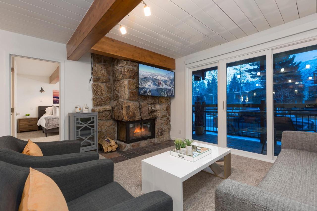 Updated 2 Bedroom - Steps To Gondola & Lift 1A - Hot Tub Aspen Exterior photo